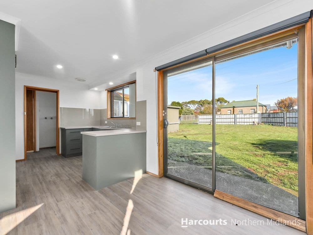 90 Esplanade, OATLANDS, TAS 7120, Oatlands - Thumbnail 8