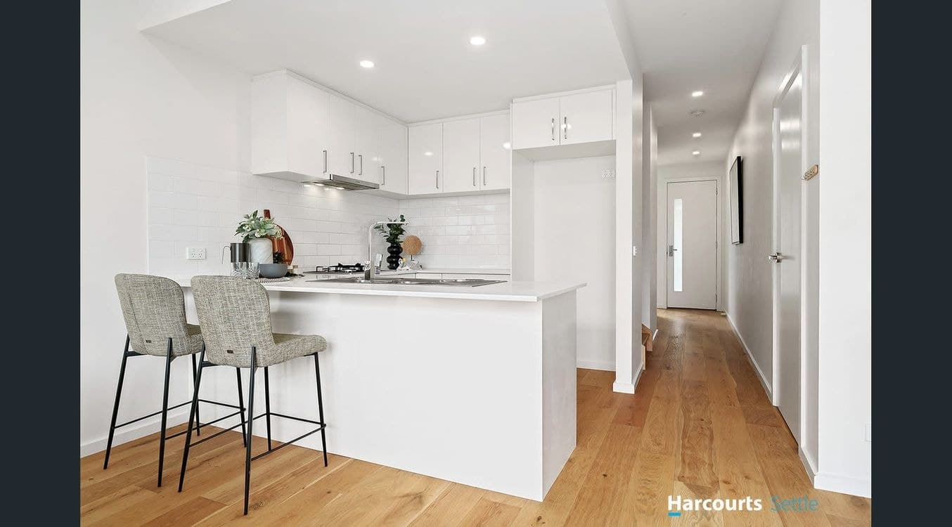 1/61 Lomond Avenue, KILSYTH, VIC 3137, Kilsyth - Thumbnail 2