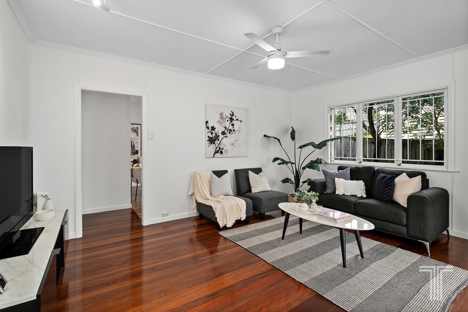 98 Bapaume Road, Holland Park West, Holland Park West - Thumbnail 5