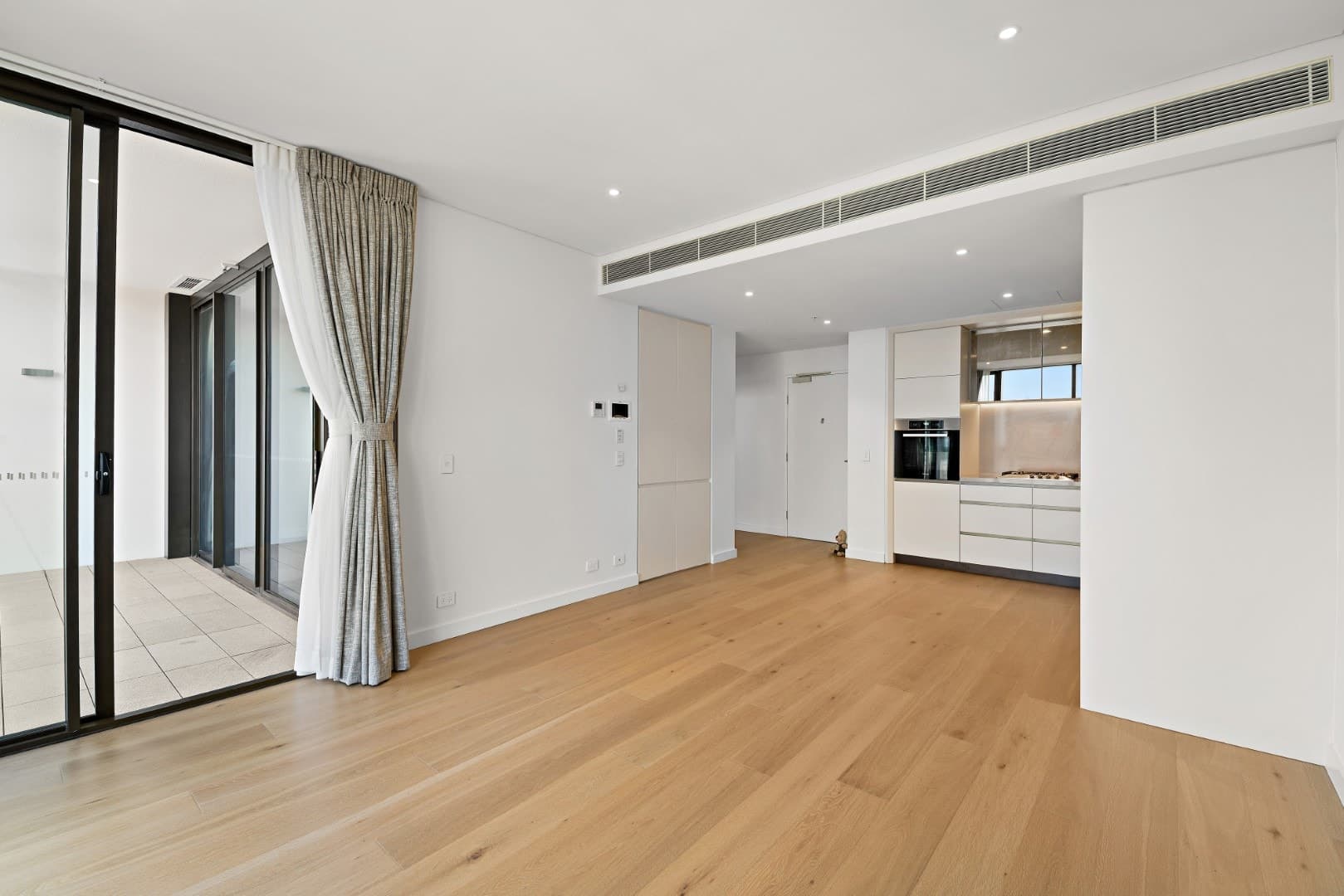 3110/81 Harbour Street, Haymarket - Thumbnail 3