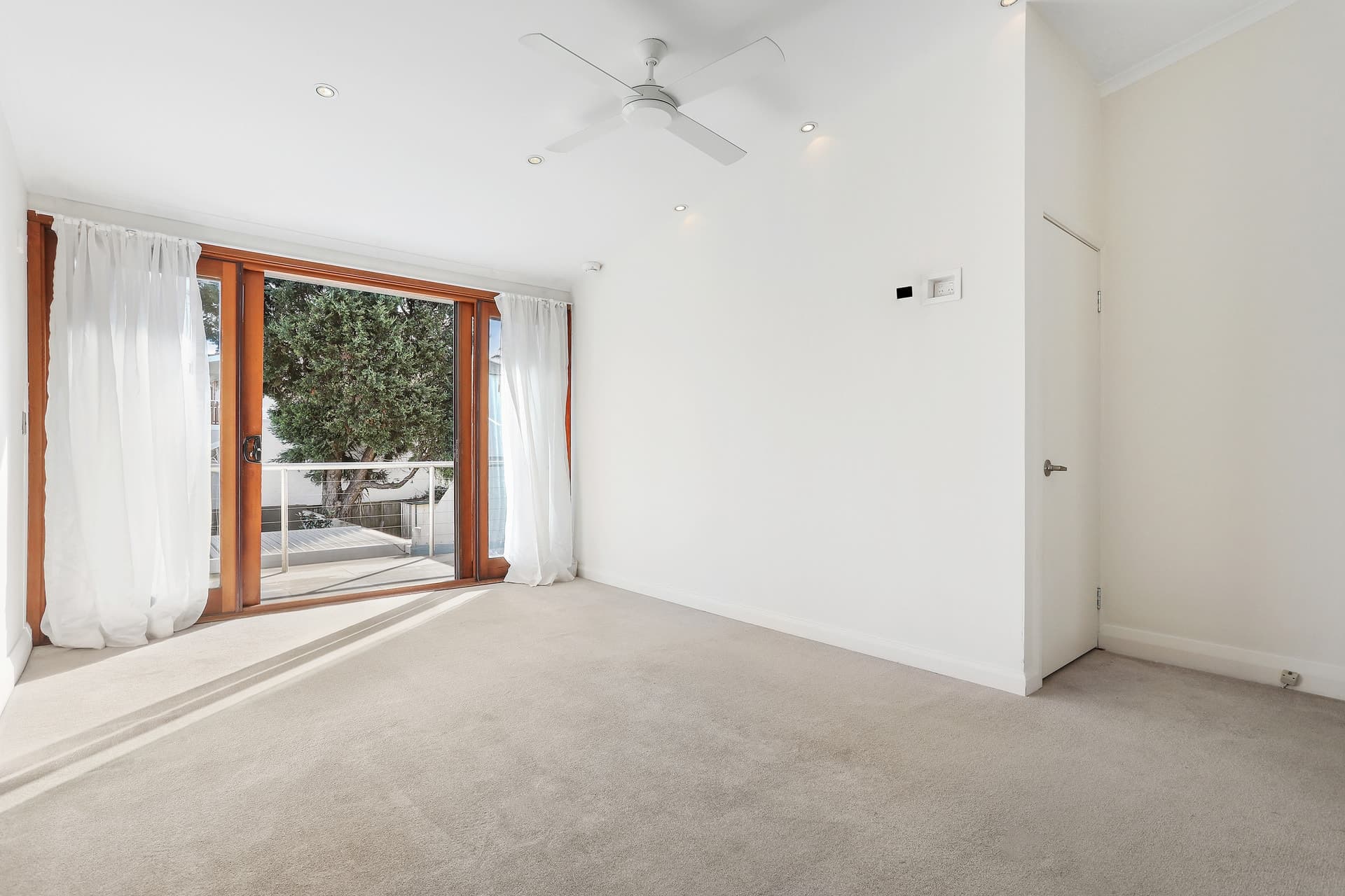 69 Avoca  Street, Bondi, Bondi - Thumbnail 2
