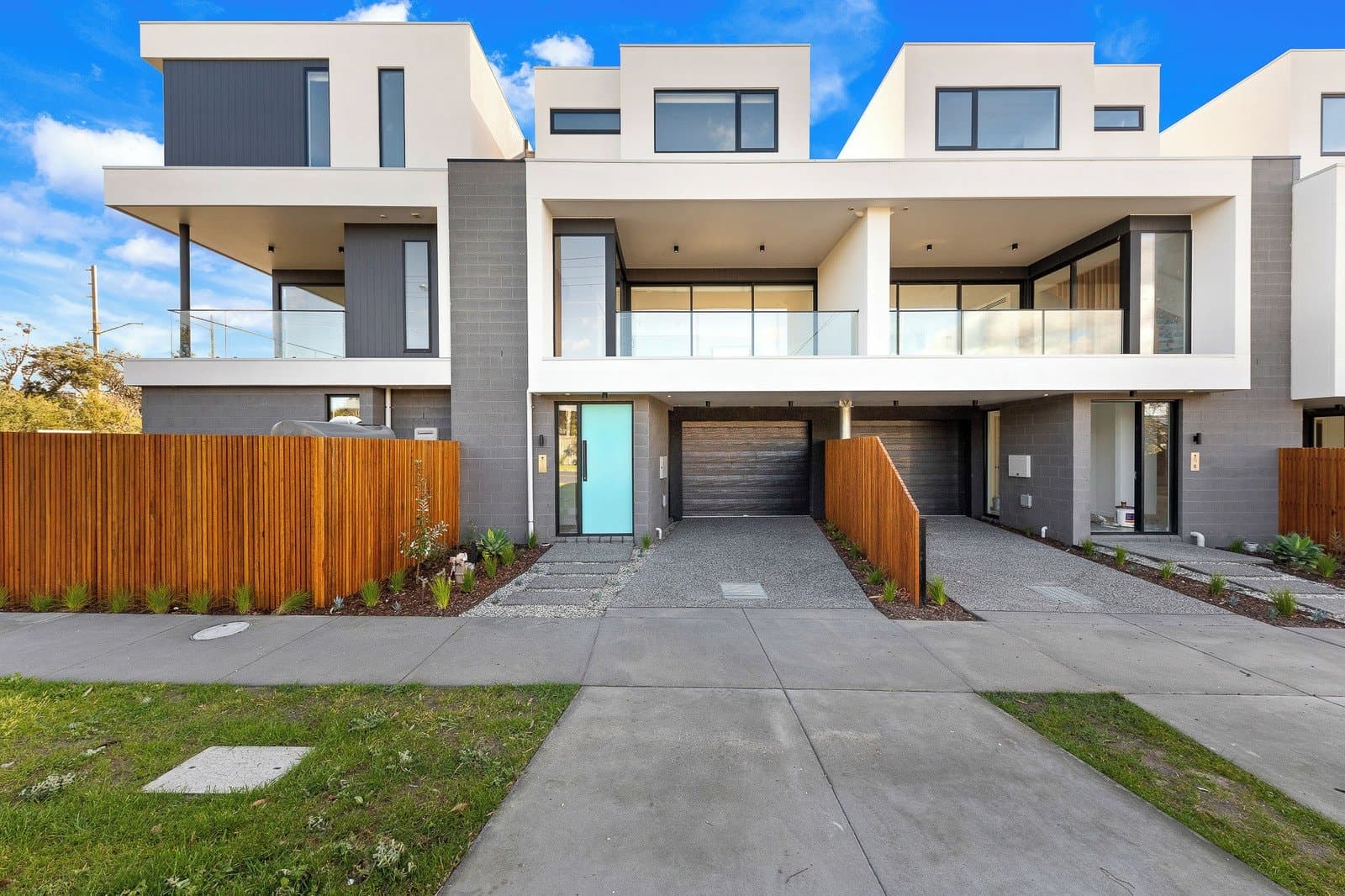 80 Laura Street, ASPENDALE, Aspendale - Image 1