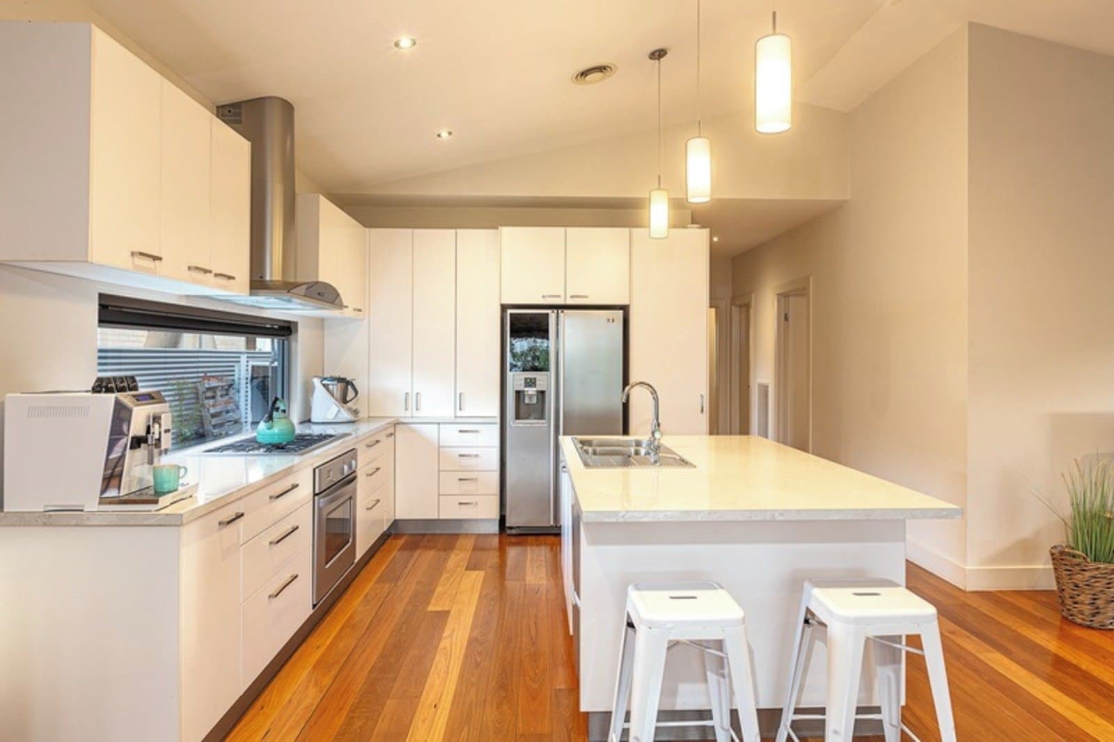 15 Queen Victoria Street, Newington, Newington - Thumbnail 2