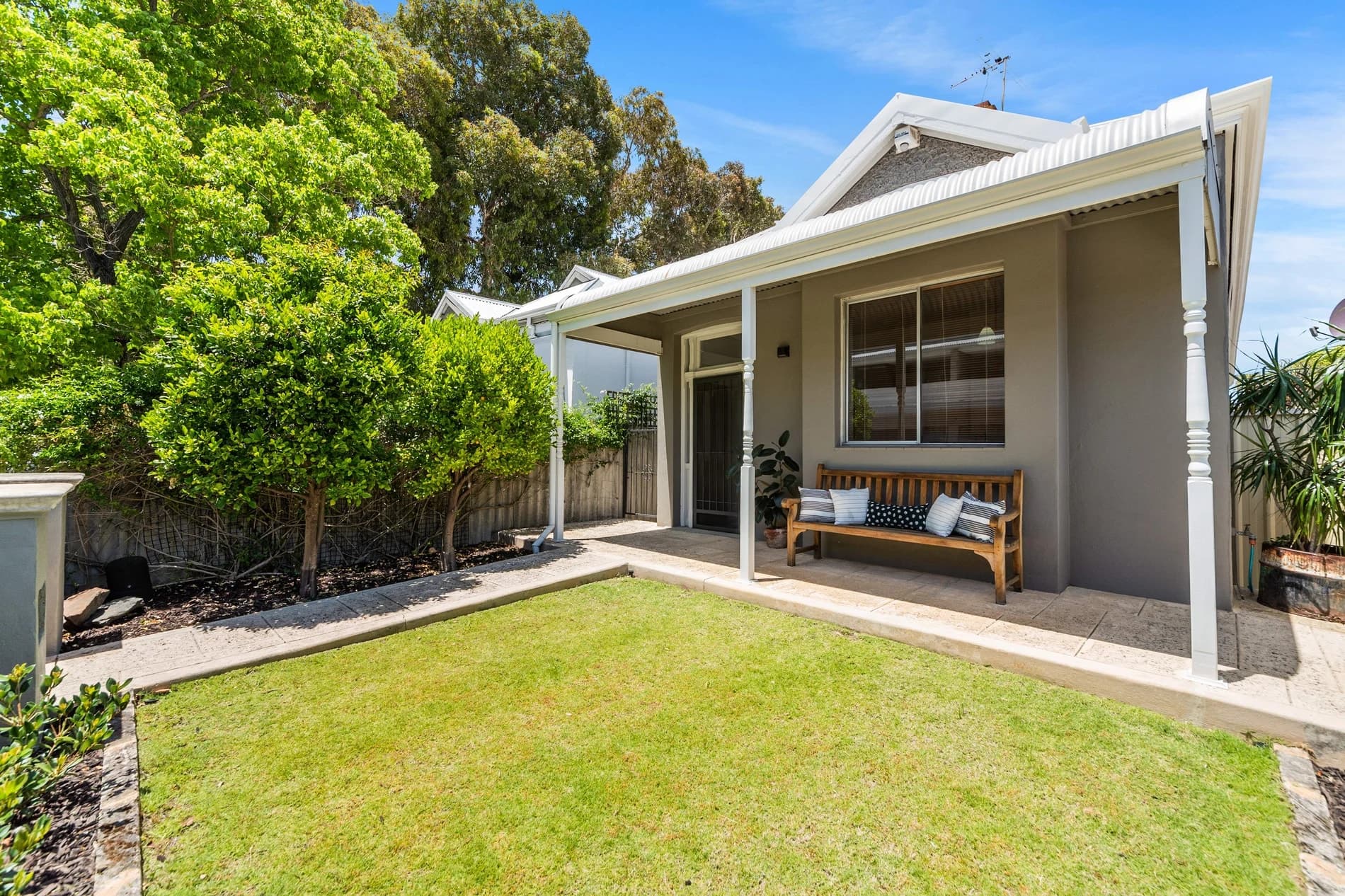53/133 Lincoln Street, PERTH WA 6000, Perth - Thumbnail 2