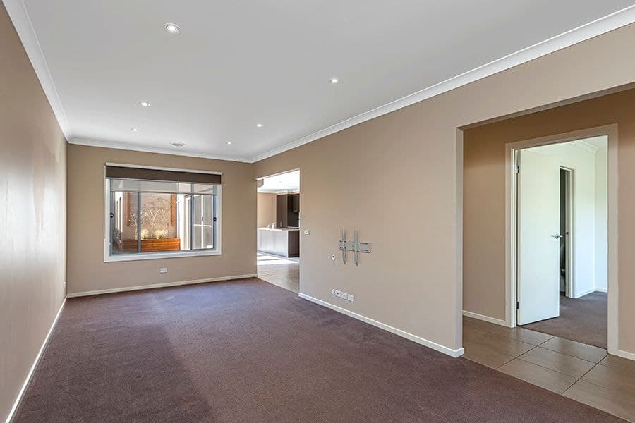 12 Eamon Walk, WILLIAMS LANDING, VIC 3027, Williams Landing - Thumbnail 4
