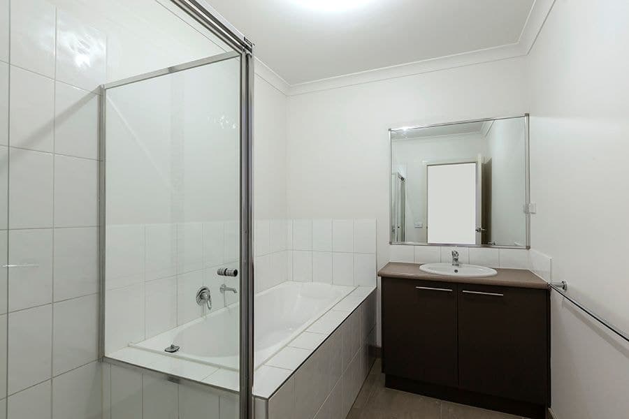12 Eamon Walk, WILLIAMS LANDING, VIC 3027, Williams Landing - Thumbnail 6