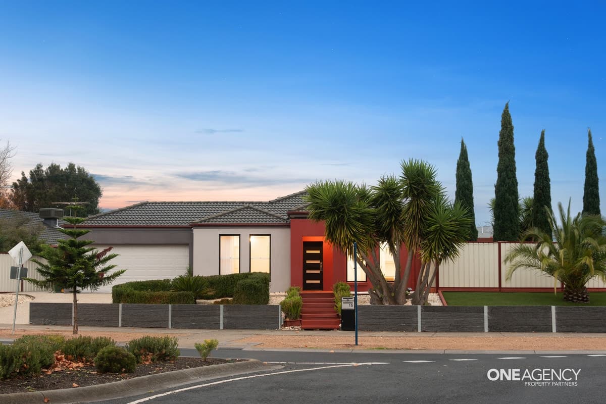 15 Lennon Bvd, Point Cook, Point Cook - Thumbnail 3