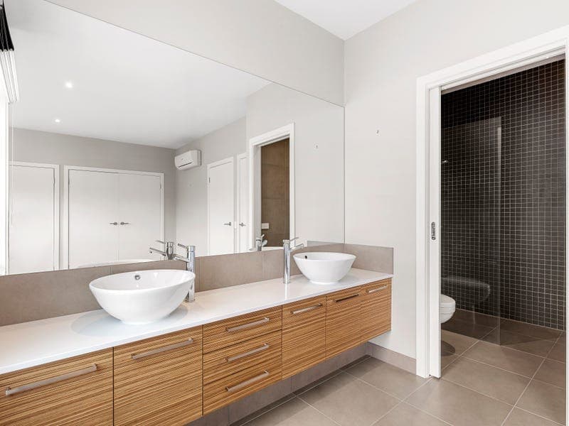 6 Sun Orchid Circuit, St Helena, VIC 3088, St Helena - Thumbnail 5