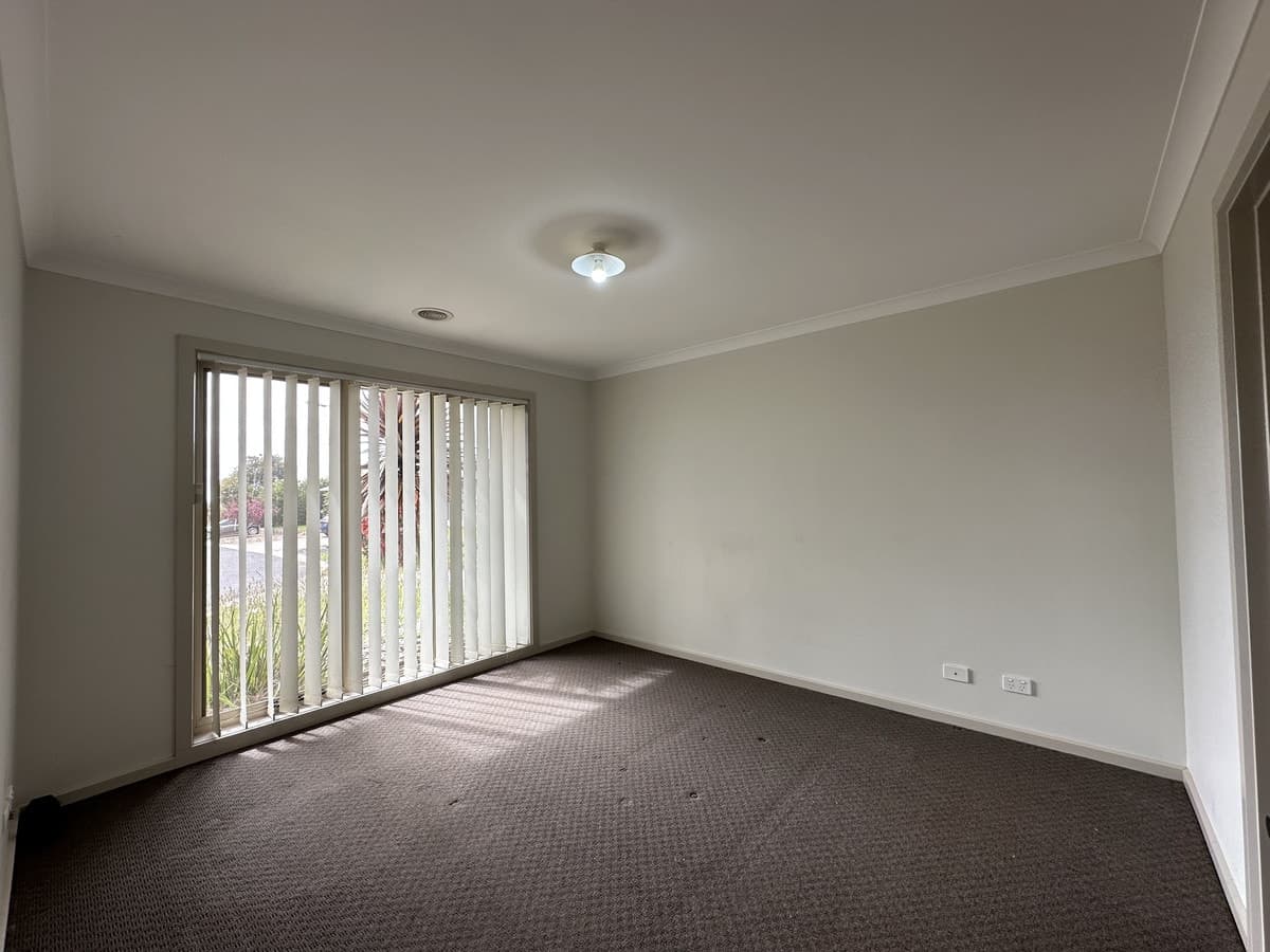 27 College Square, BACCHUS MARSH VIC 3340, Bacchus Marsh - Thumbnail 6