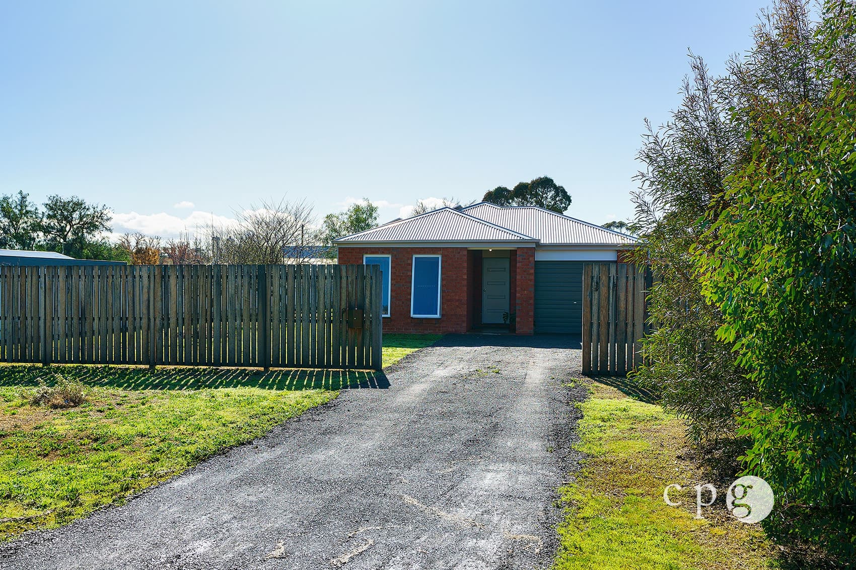 9 Racecourse Road, NEWSTEAD, VIC 3462, Newstead - Image 1