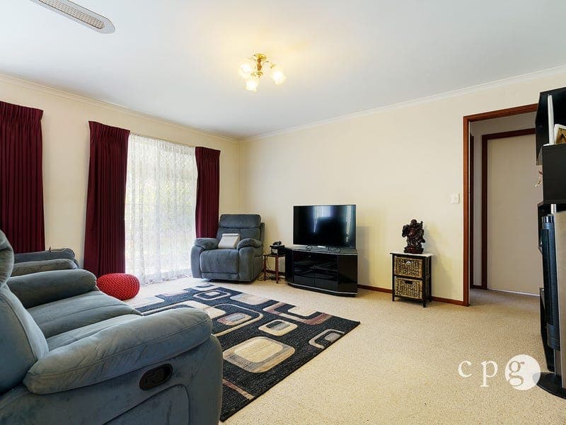 2/4 Union Street, CASTLEMAINE, VIC 3450, Castlemaine - Thumbnail 2