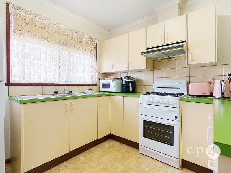 2/4 Union Street, CASTLEMAINE, VIC 3450, Castlemaine - Thumbnail 3