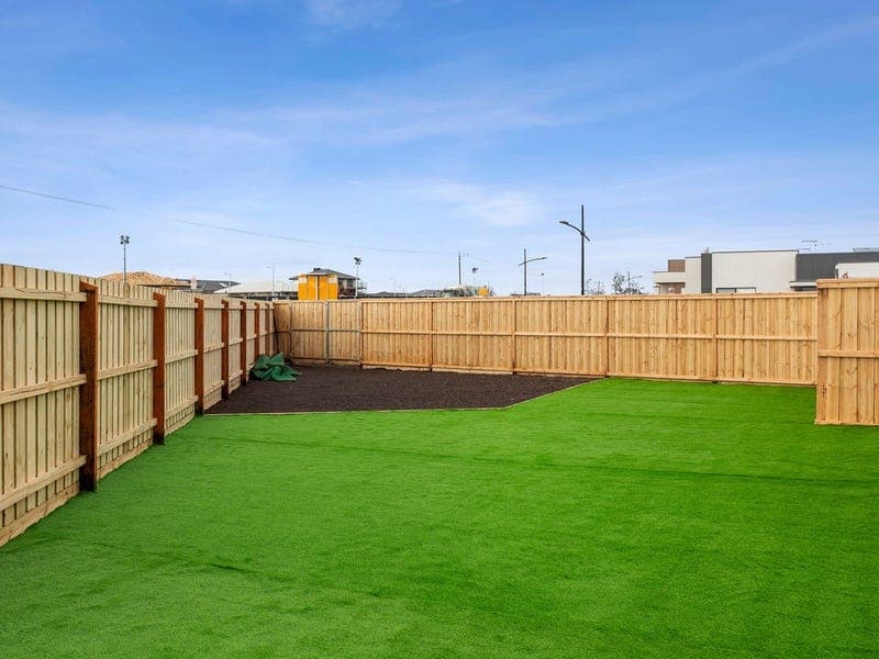 33 Beaumont Avenue,CHARLEMONT, Charlemont - Thumbnail 7