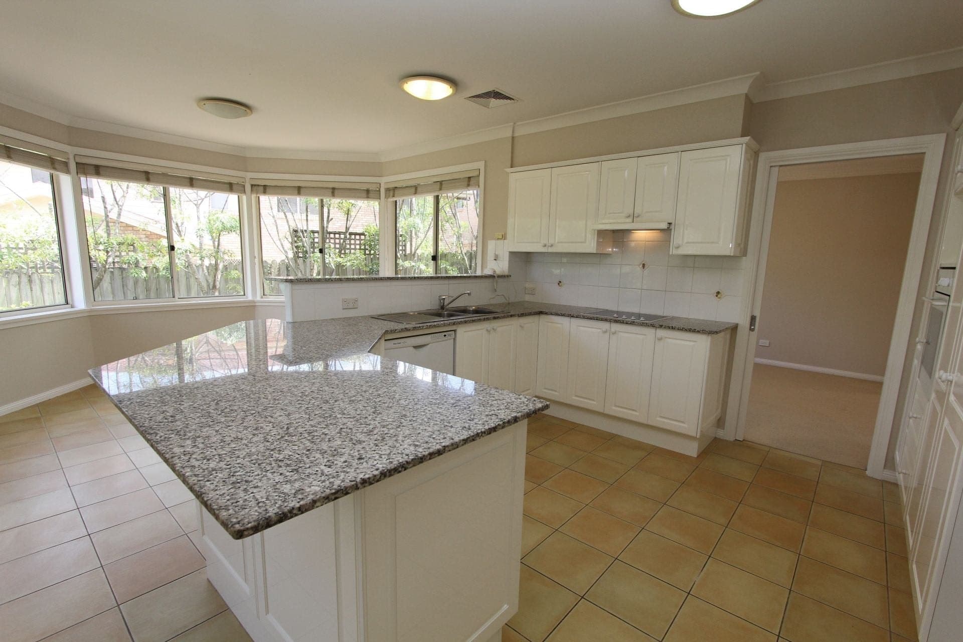 12 Lynton Green West Pennant Hills NSW, Pennant Hills - Thumbnail 2