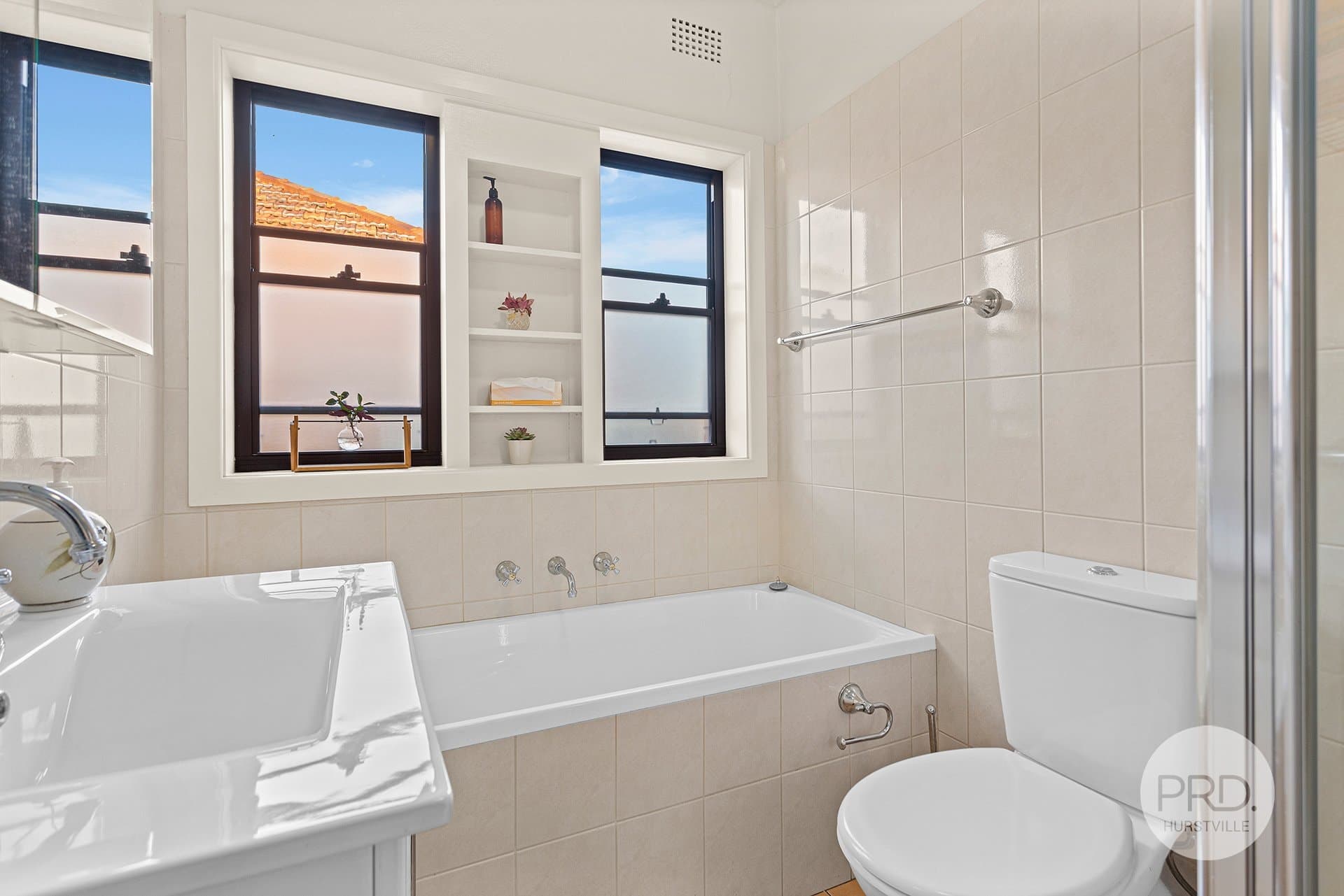 70 Lansdowne Street, PENSHURST NSW 2222, Penshurst - Thumbnail 5