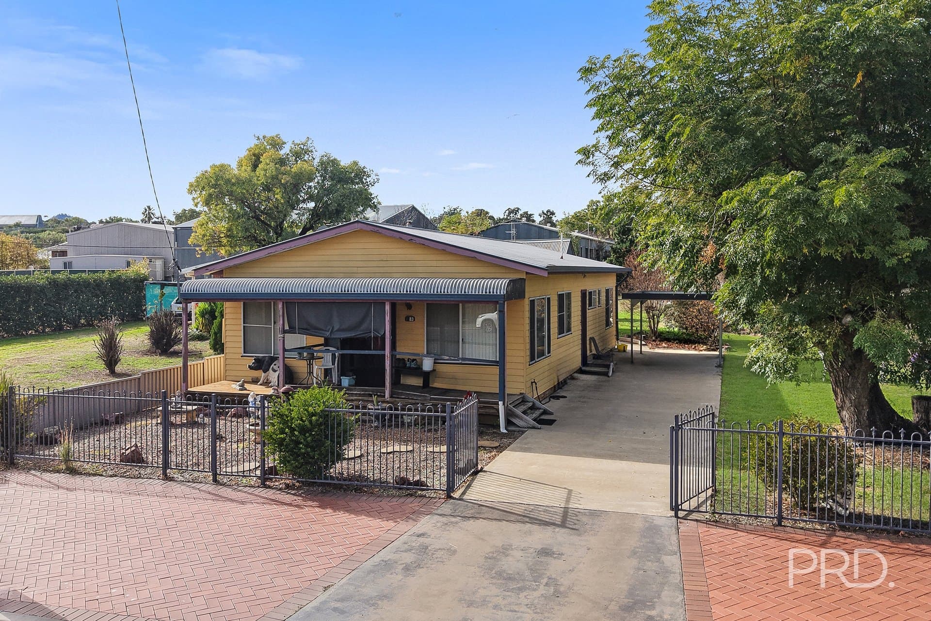 83
                Single
                Street
            
            
            
            werris creek
            
            
            NSW,
            2341, Werris Creek - Image 1