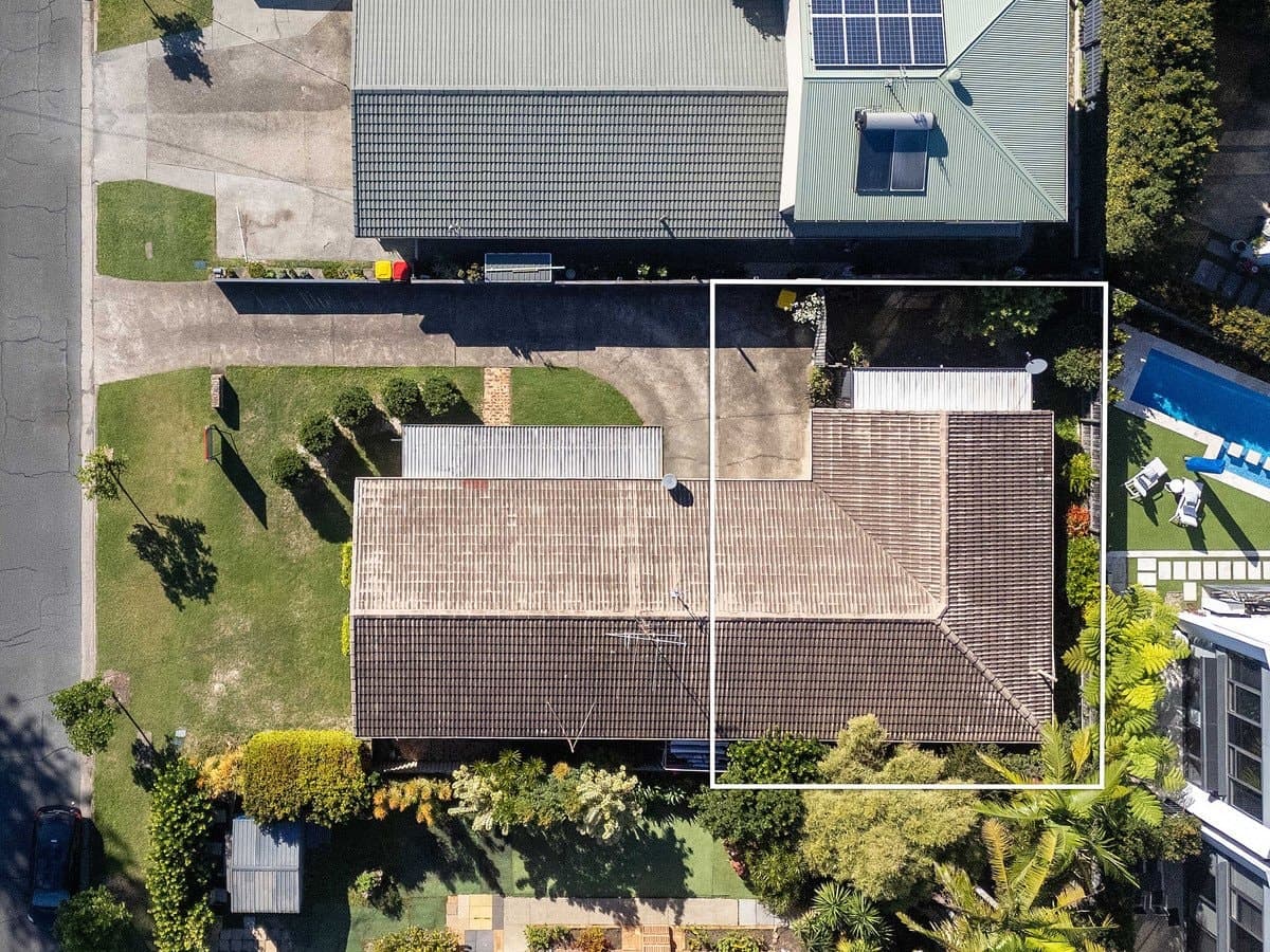 2/6 Walker Avenue, Palm Beach QLD 4221, Palm Beach - Thumbnail 2