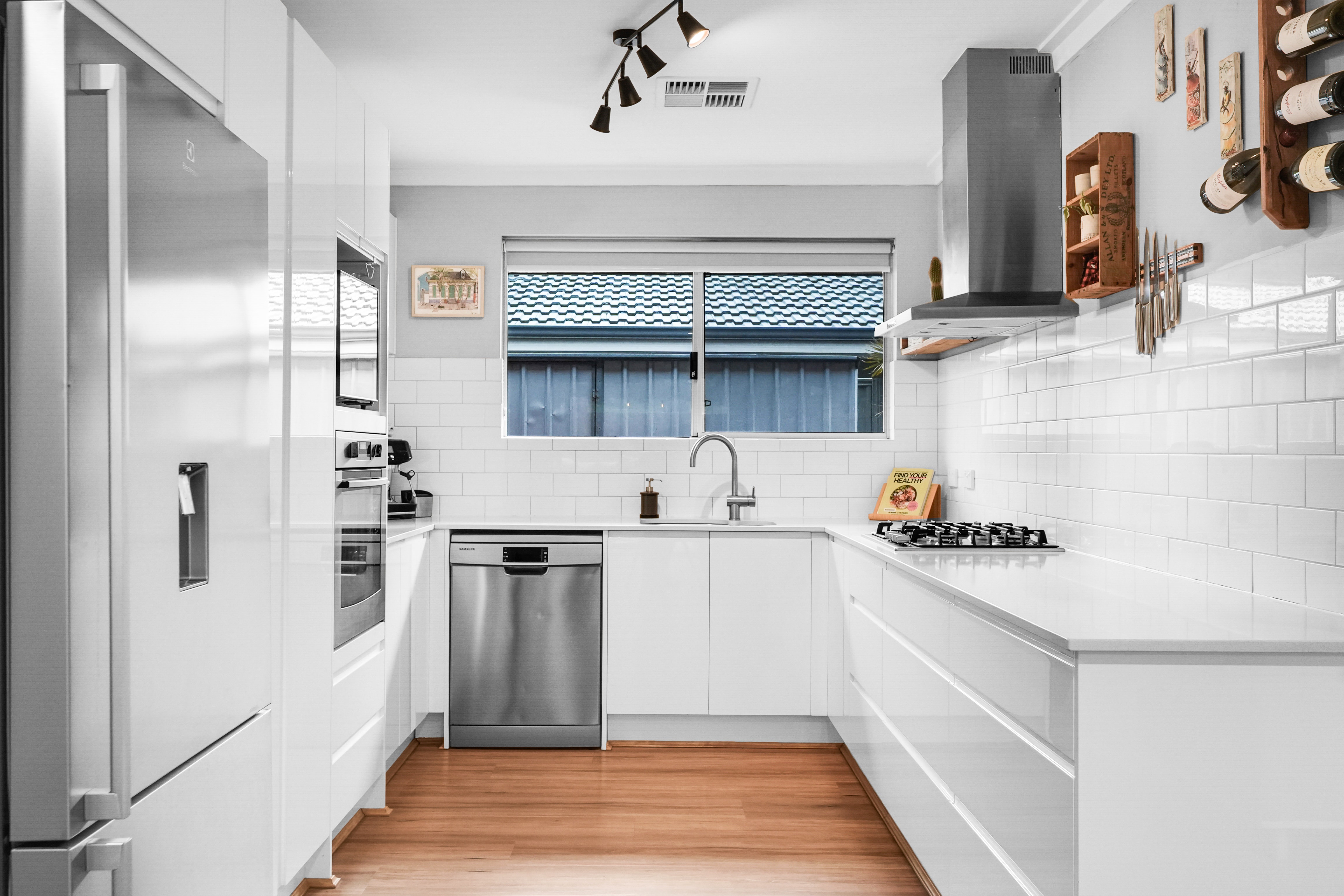 8A Kenny Drive, DUNCRAIG WA 6023, Duncraig - Thumbnail 2