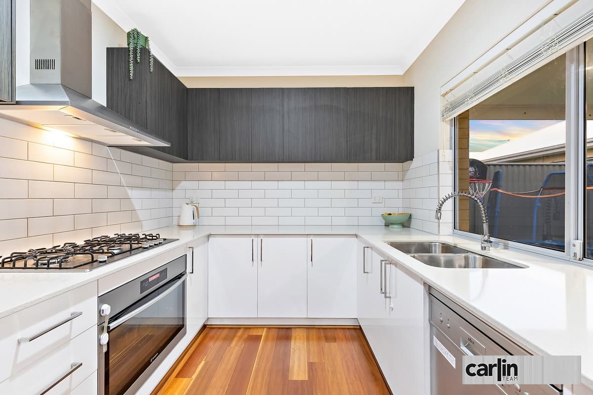 6 Butterleaf Road, BALDIVIS, Baldivis - Thumbnail 2