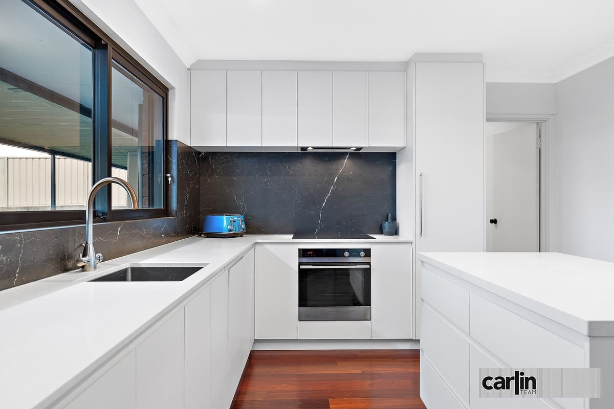 35 Owen Road, HAMILTON HILL, Hamilton Hill - Thumbnail 3
