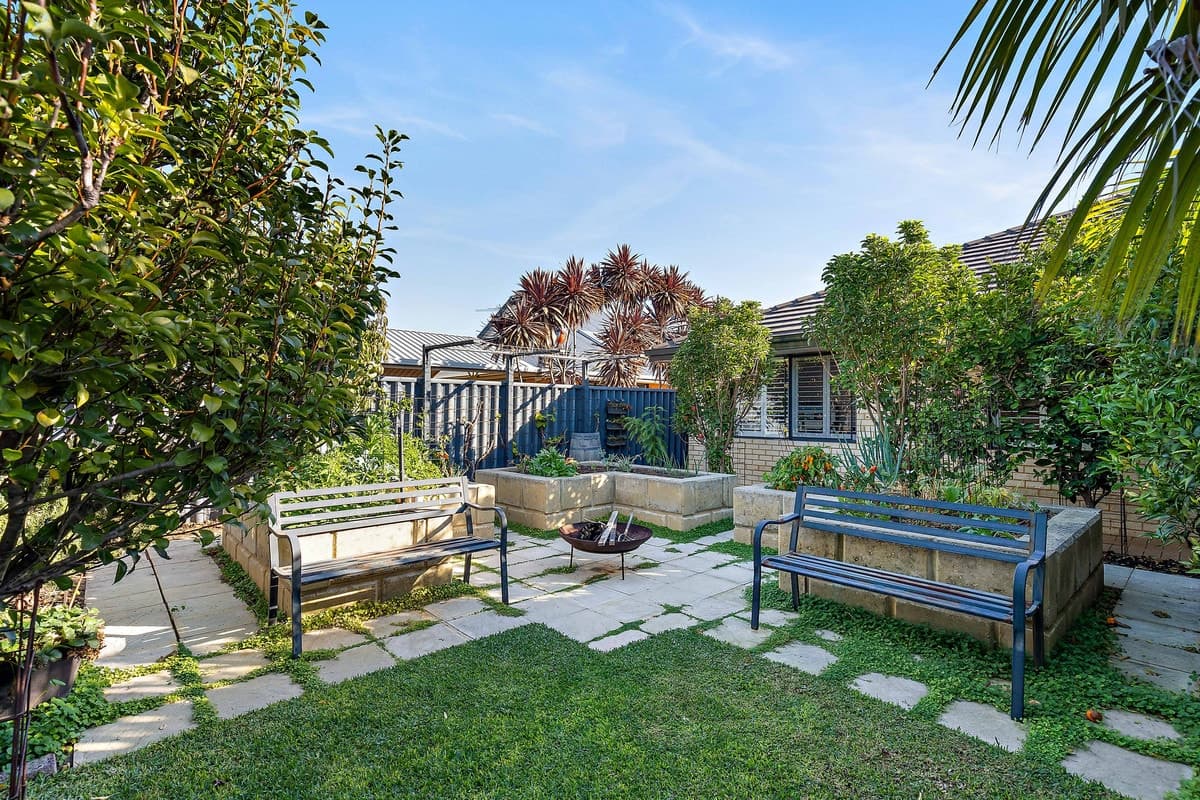 24 Whyalla Circle, PORT KENNEDY, Port Kennedy - Thumbnail 3