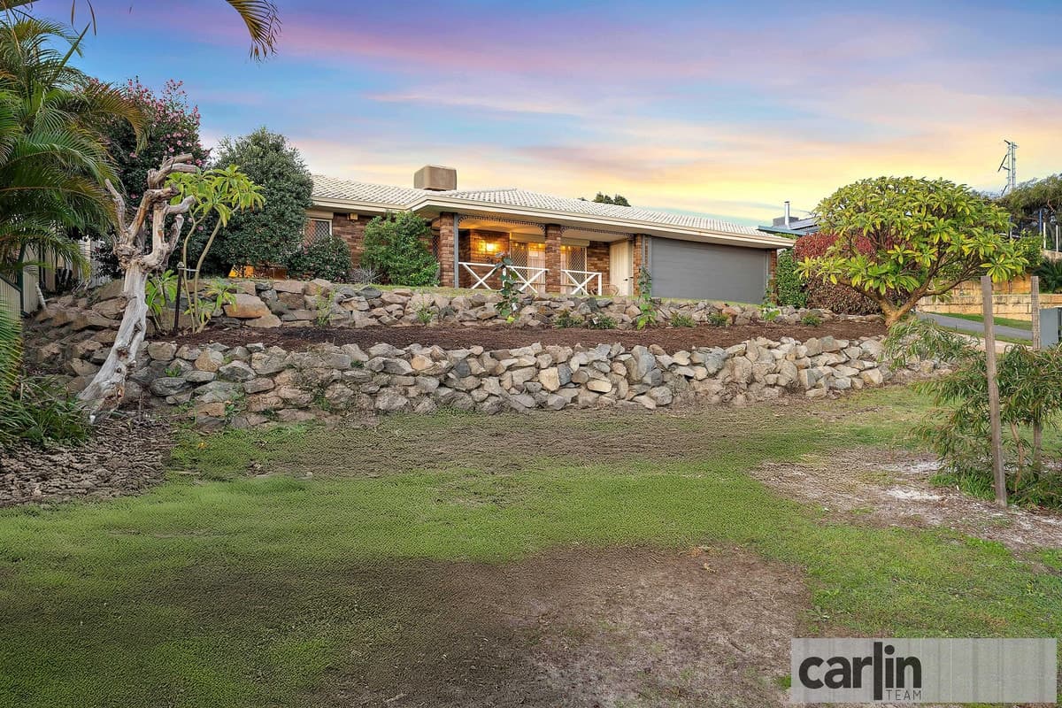 24 Hollingsworth Way, LEEMING, Leeming - Image 1