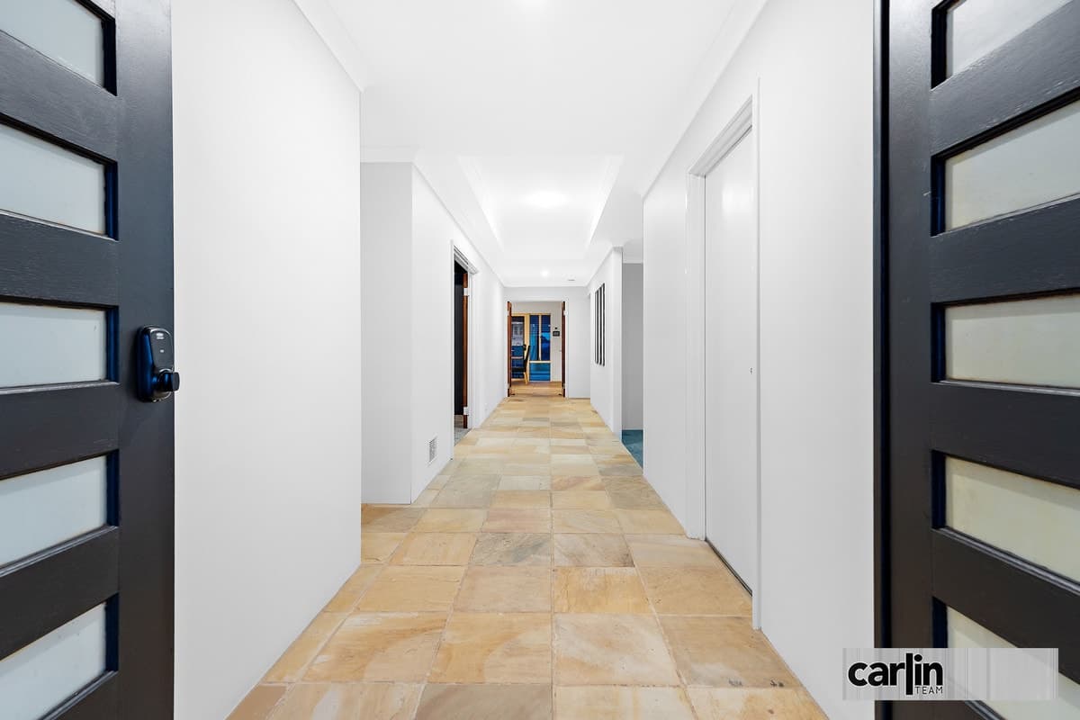 11 Lakefront Avenue, BEELIAR WA 6164, Beeliar - Thumbnail 2