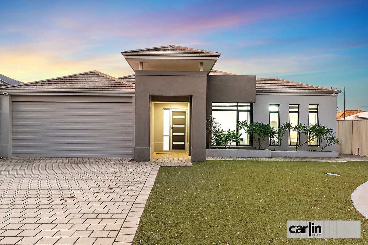 2 Starbush Gardens, SUCCESS, Success - Image 1