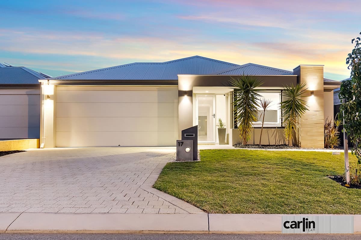 17 Mcphee Road, HAMMOND PARK, Hammond Park - Image 1