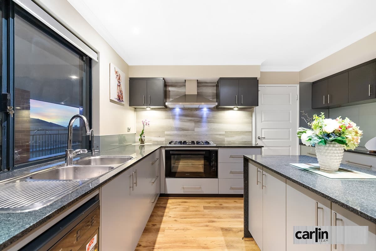 16 Kinship Way, ATWELL, Atwell - Thumbnail 3
