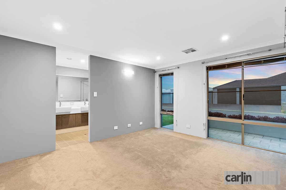 24 Ellsworth Road, WELLARD, Wellard - Thumbnail 3