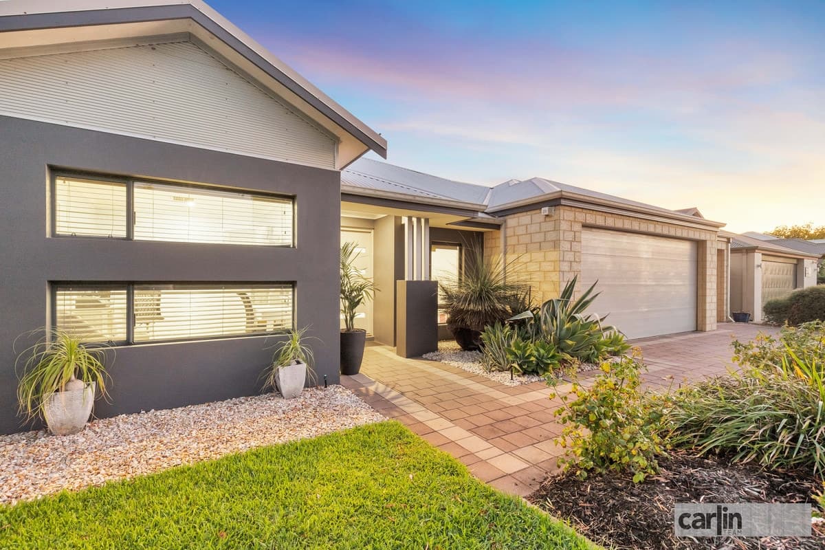 34 Freycinet Circuit, AUBIN GROVE, Aubin Grove - Thumbnail 2