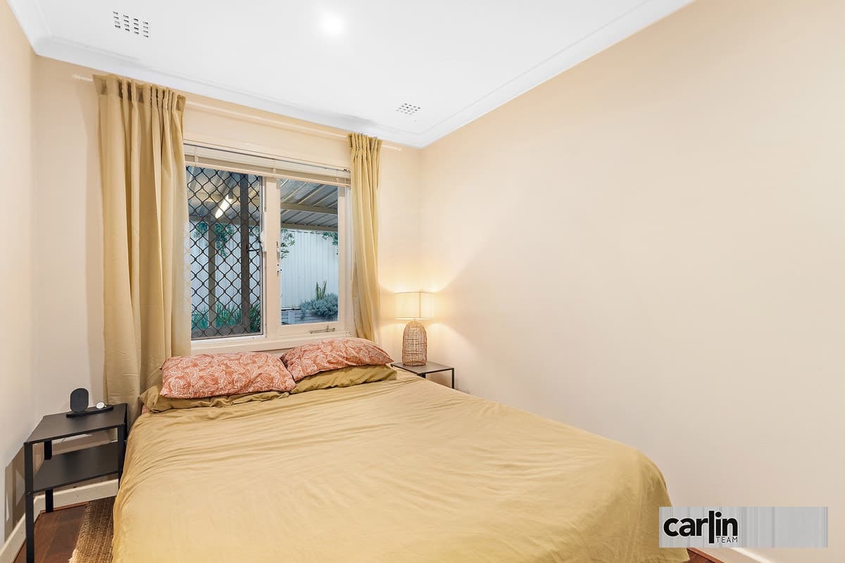 52 Ferdinand Crescent, COOLBELLUP, Coolbellup - Thumbnail 2