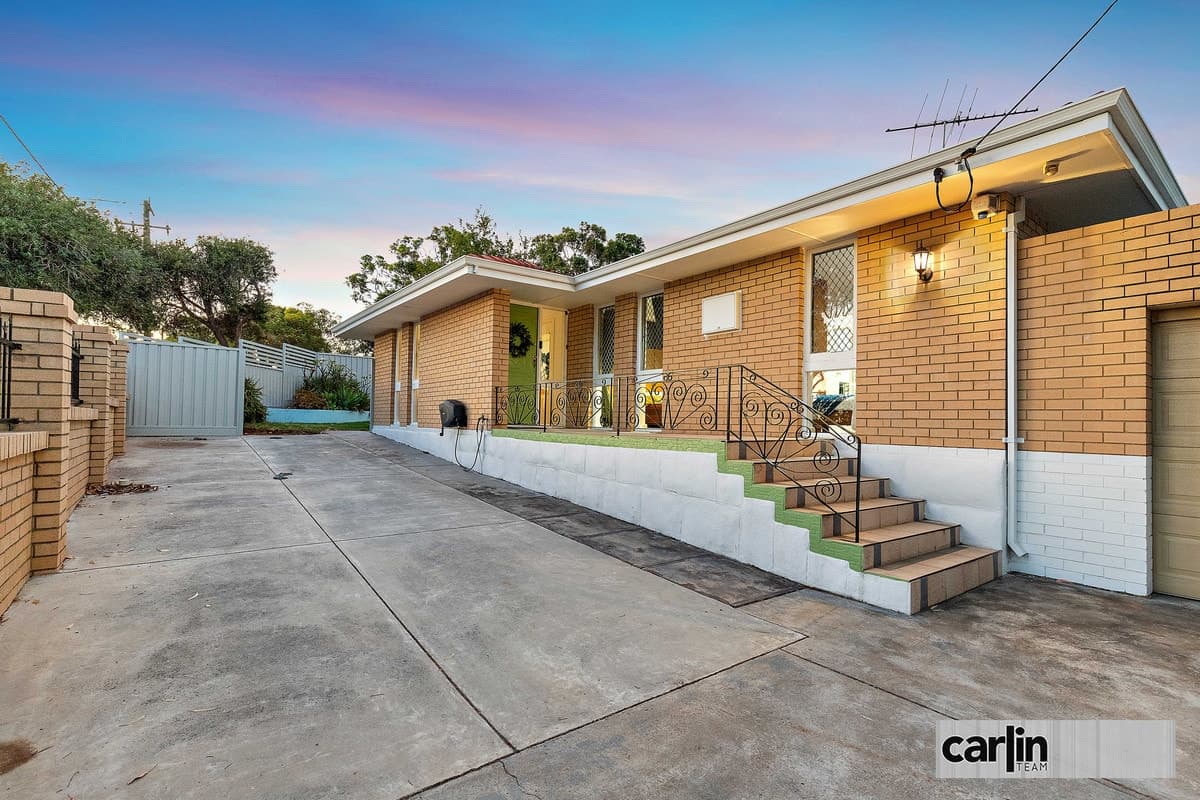 222 Spearwood Avenue, SPEARWOOD, Spearwood - Thumbnail 2
