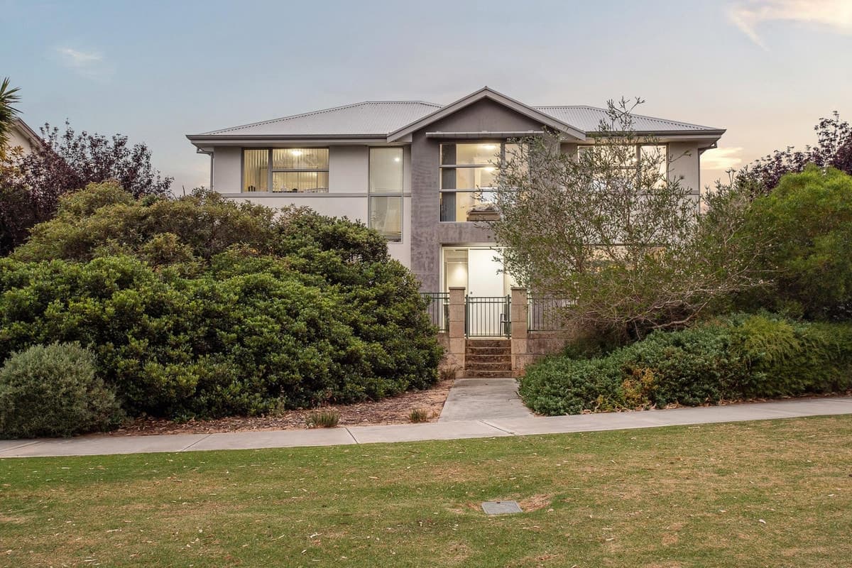 6 Portland Pass, MEADOW SPRINGS, Meadow Springs - Image 1