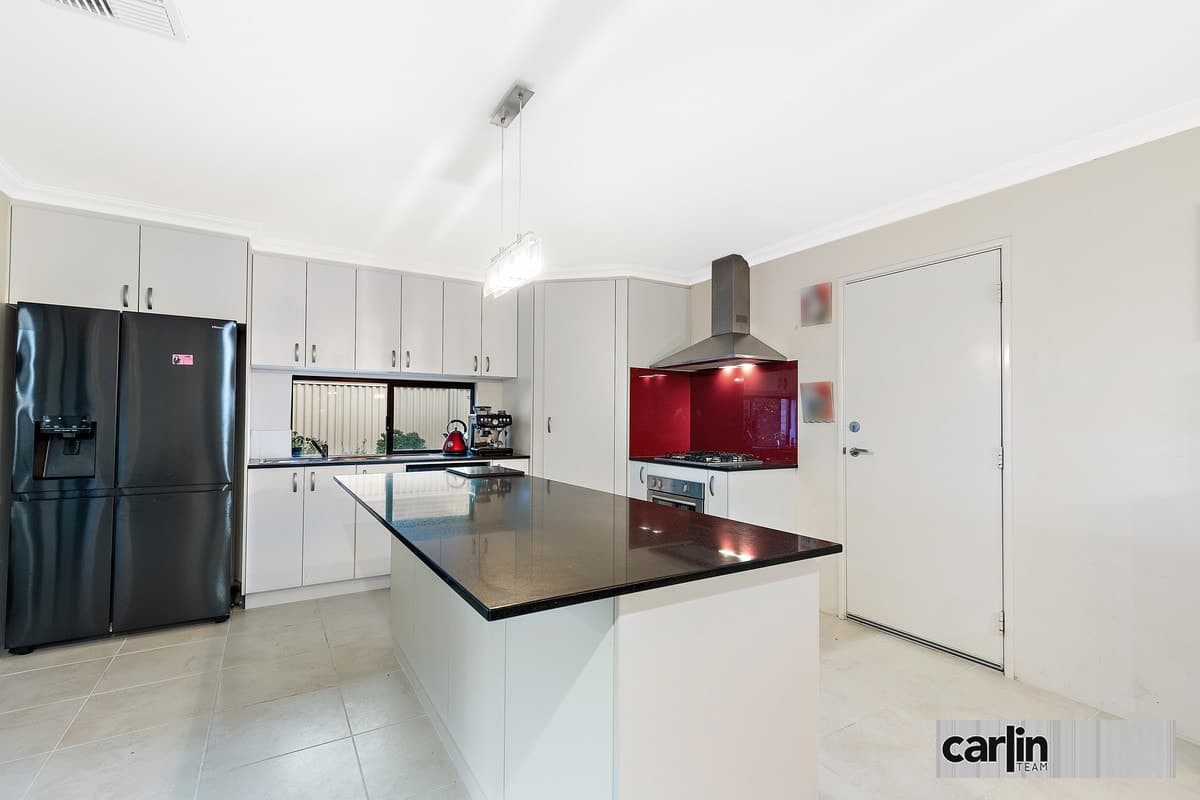 12 Jezabeel Street, BALDIVIS, Baldivis - Thumbnail 2