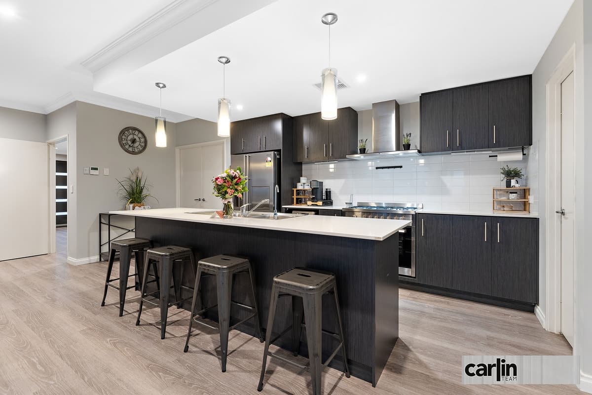 39 Fairhaven Boulevard, WELLARD, Wellard - Thumbnail 2