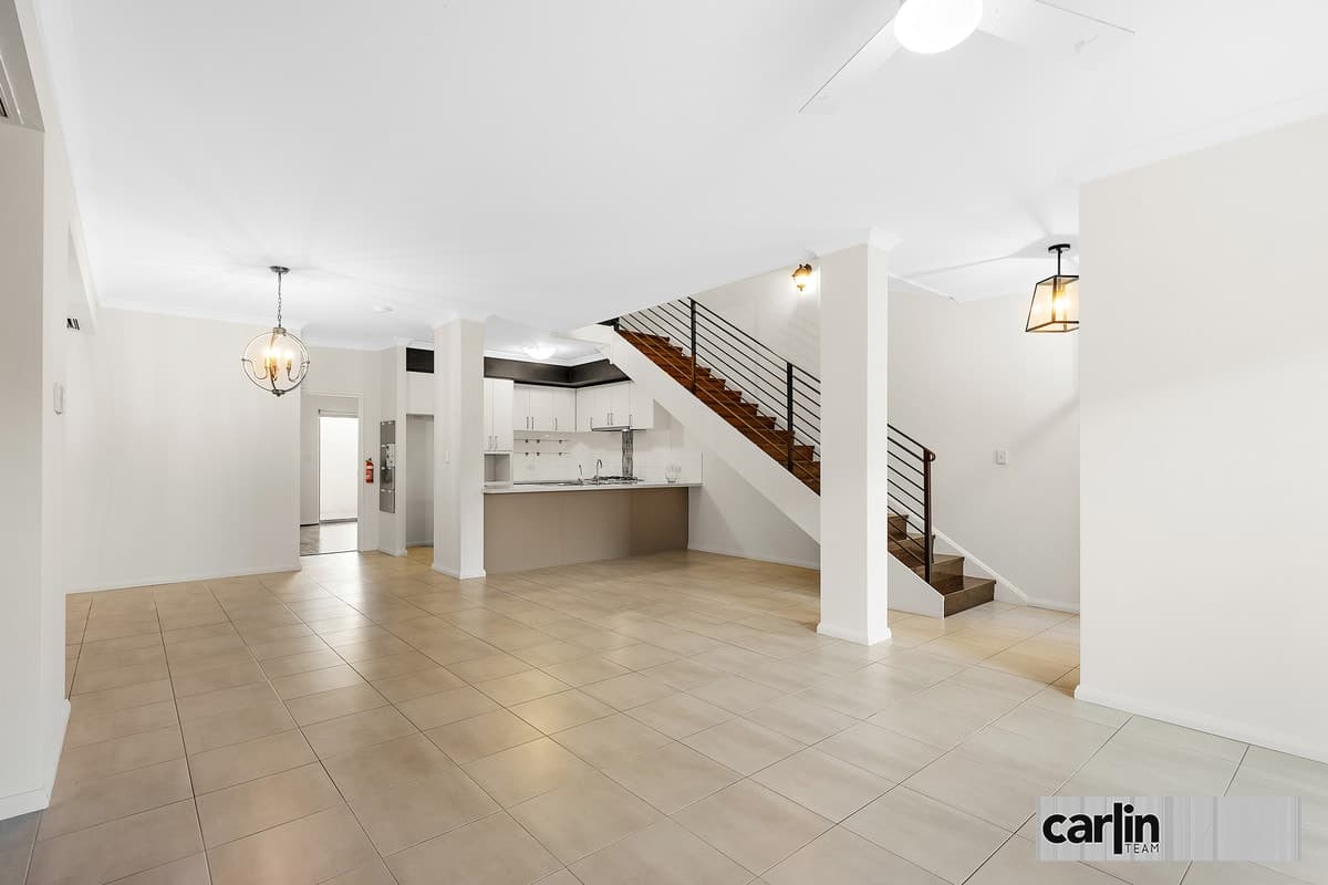 2/65 Baler Court, HAMMOND PARK, Hammond Park - Thumbnail 3