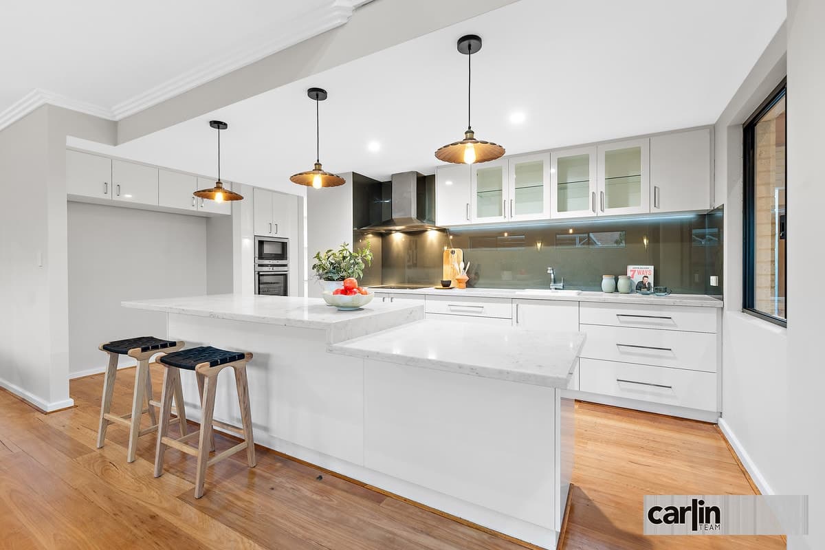 13a Mather Road, BEACONSFIELD, Beaconsfield - Thumbnail 2