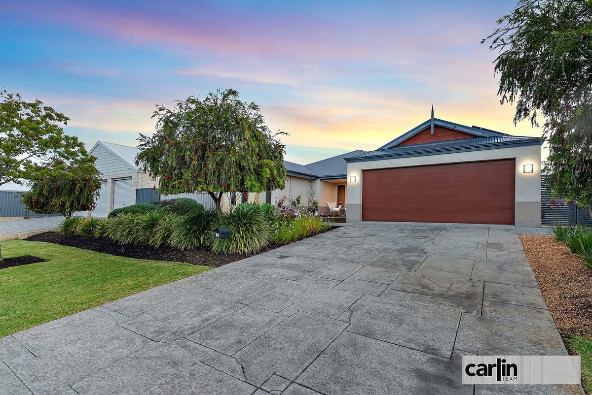 32 Jouissance Bend, ATWELL, Atwell - Image 1