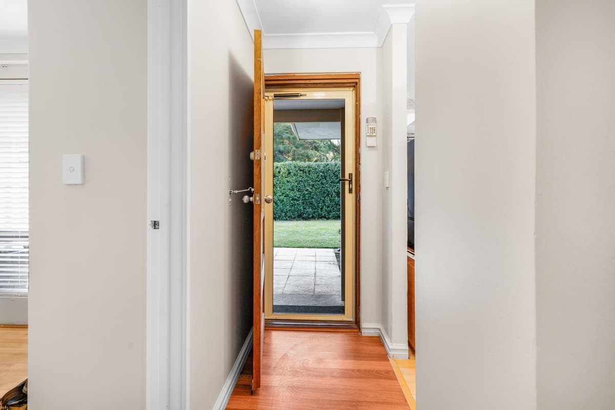 72 Glenbawn Drive, SOUTH LAKE, South Lake - Thumbnail 2