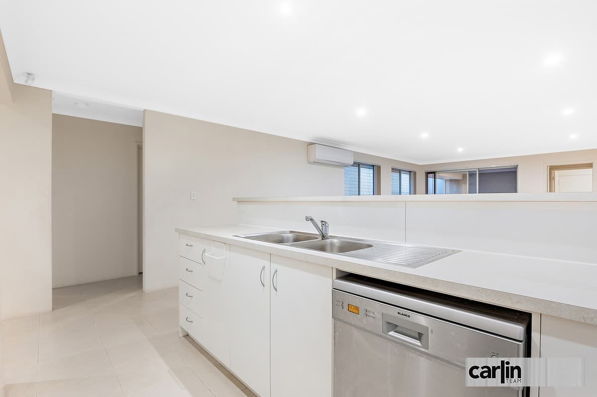 45 Lyon Road, ATWELL WA 6164, Atwell - Thumbnail 8