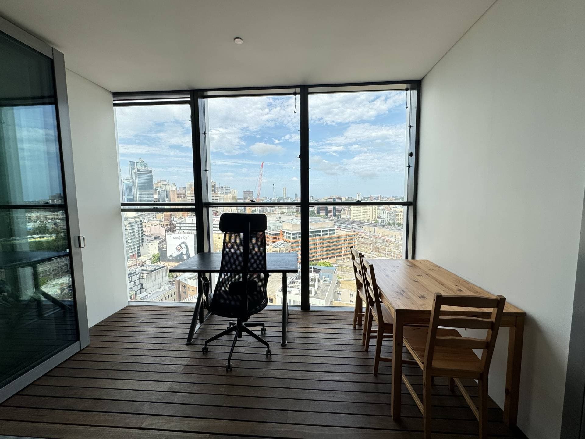 2105, 18 Park Lane, Chippendale - Thumbnail 2