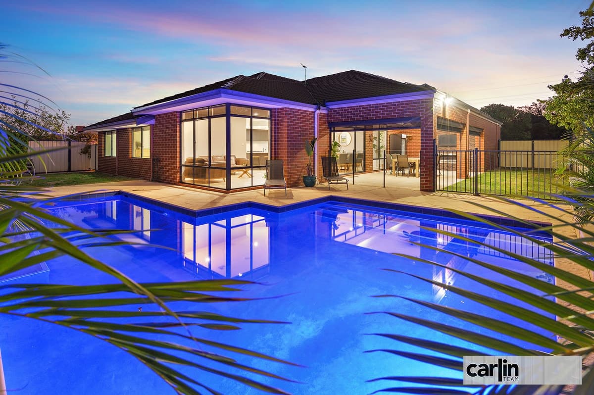 17 Montgomery Drive, SUCCESS, Success - Thumbnail 2