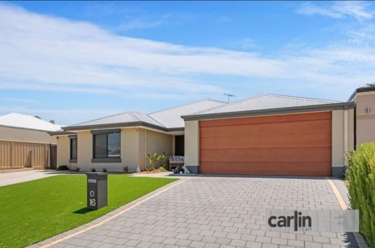 16 Honeyeater Street, BEELIAR, Beeliar - Image 1