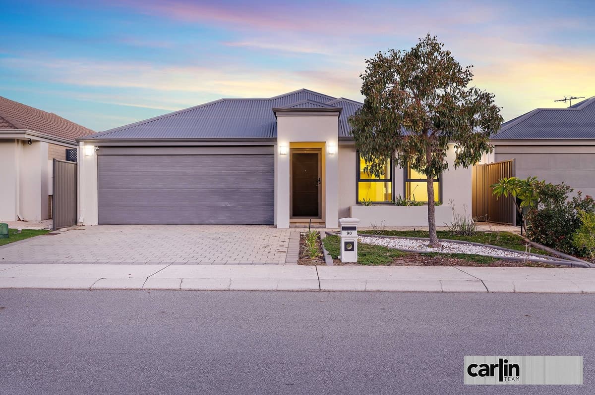 98 Mornington Crescent, WANDI, Wandi - Image 1