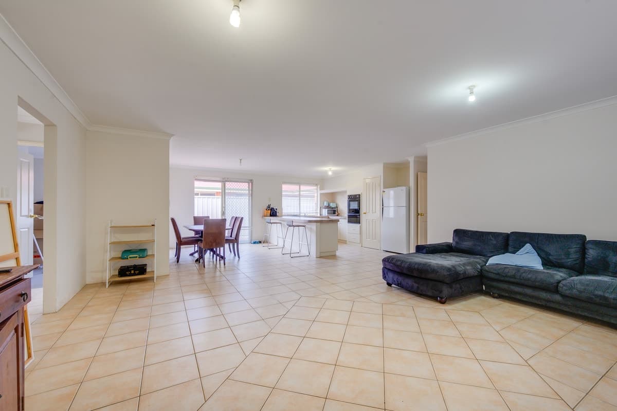 3/11 John Street, COODANUP, Coodanup - Thumbnail 3