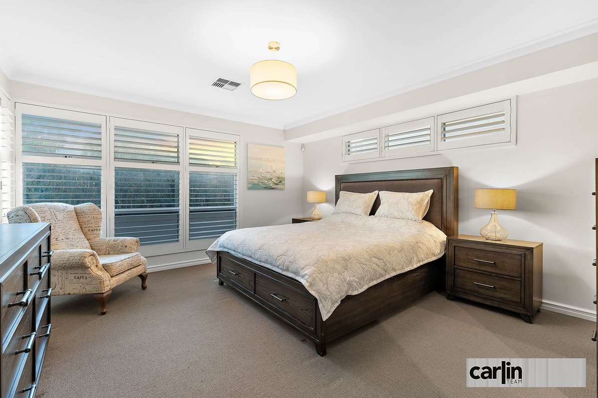 73 Barfield Road, HAMMOND PARK, Hammond Park - Thumbnail 2