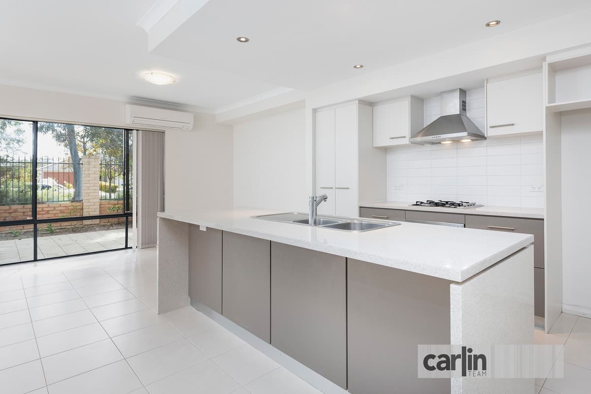 4/50 Suttor Drive, SUCCESS, Success - Image 1
