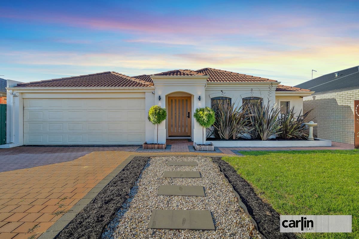30 Roper Boulevard, HAMMOND PARK, Hammond Park - Image 1